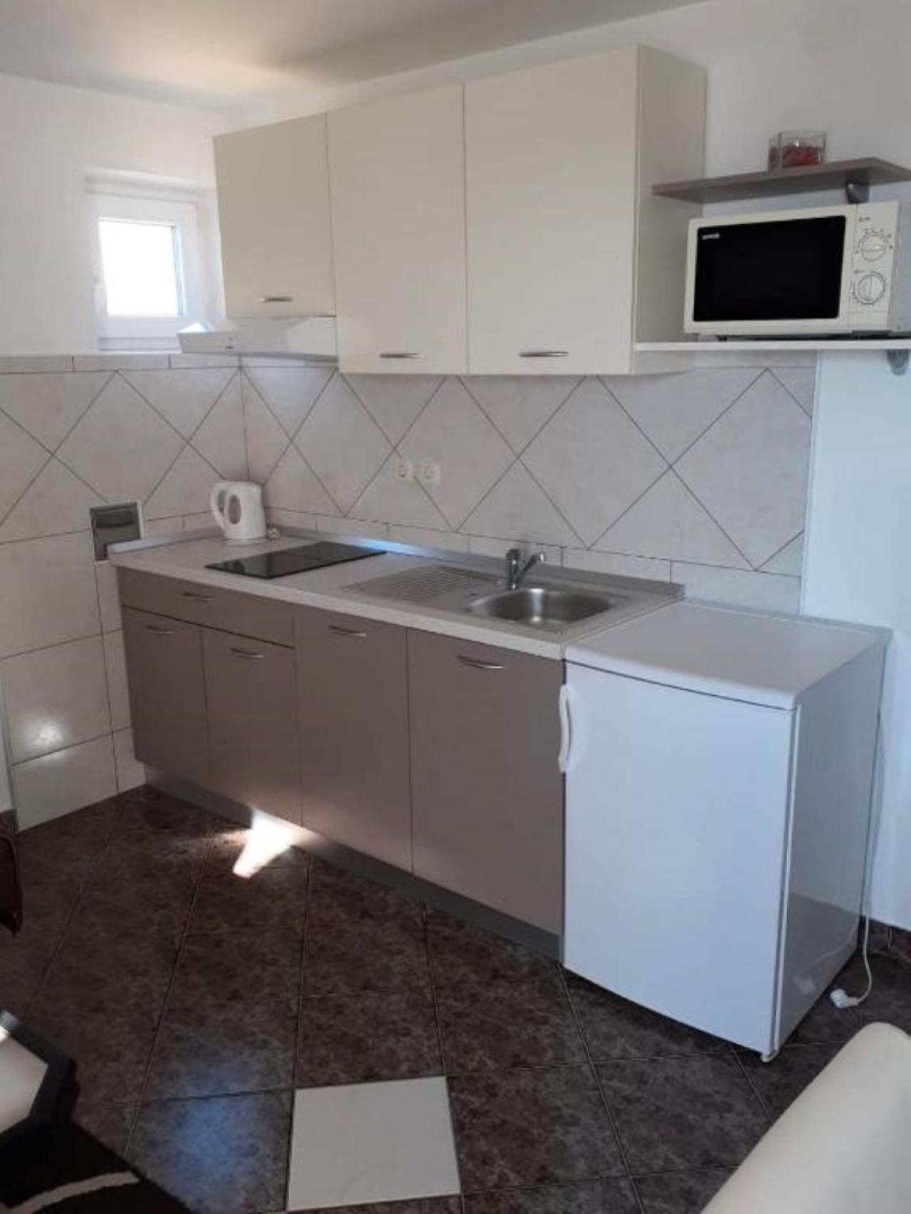 Guest House Lucija Banjol Zimmer foto