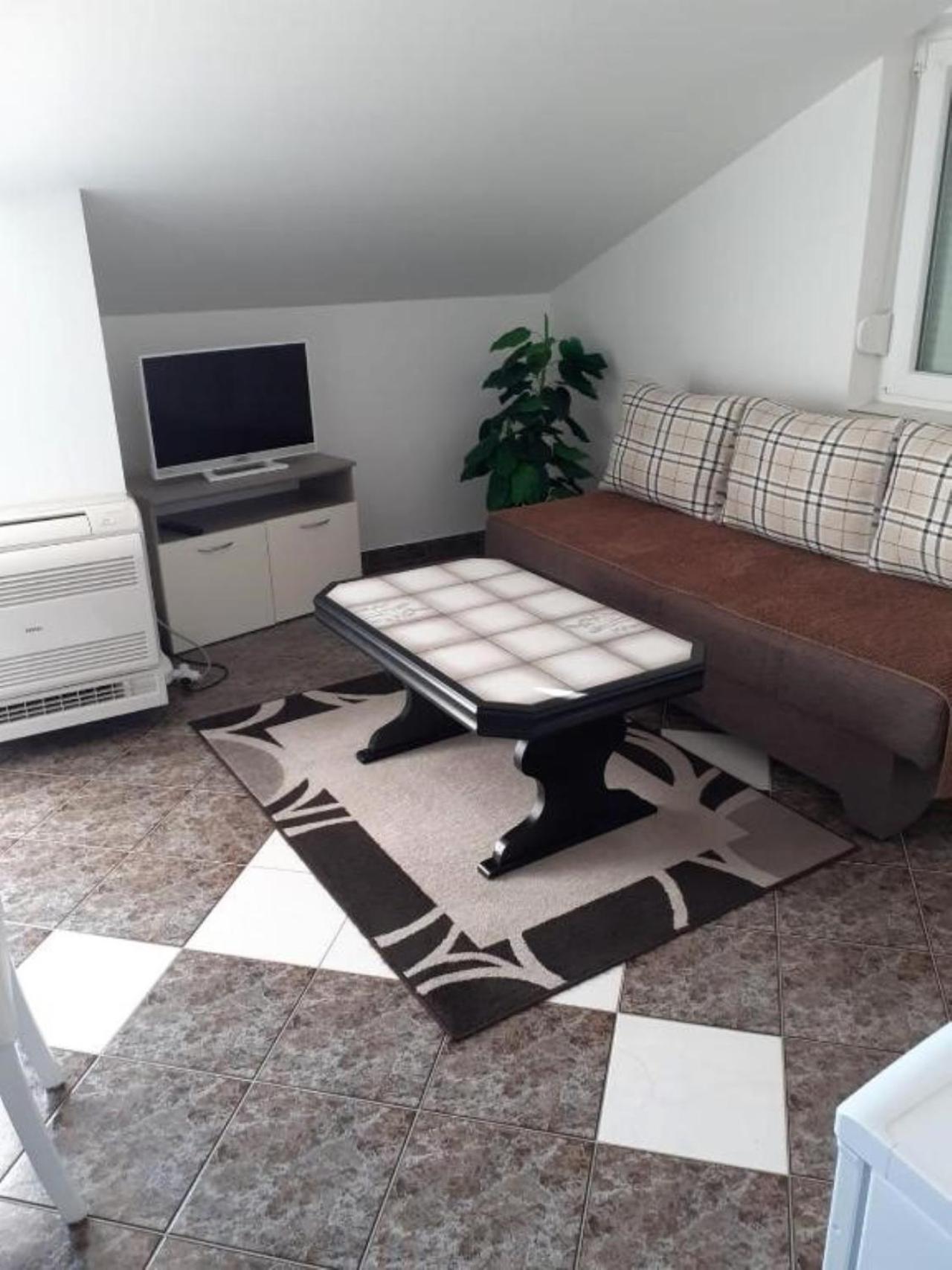 Guest House Lucija Banjol Zimmer foto